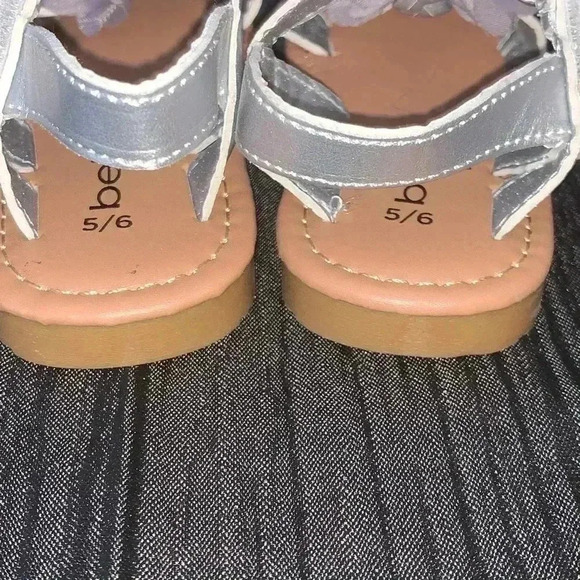 LOT OF 2 BEBE GIRLS SANDALS SIZE 5 - Picture 5 of 8